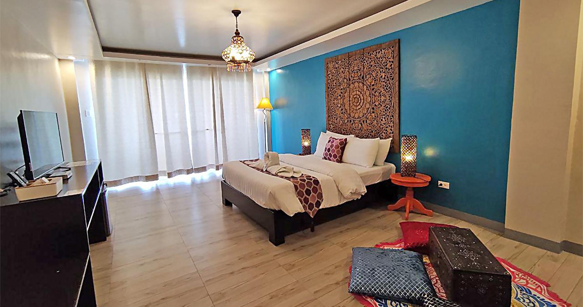 Casa Almarenzo Bed & Breakfast Bolinao Exterior photo