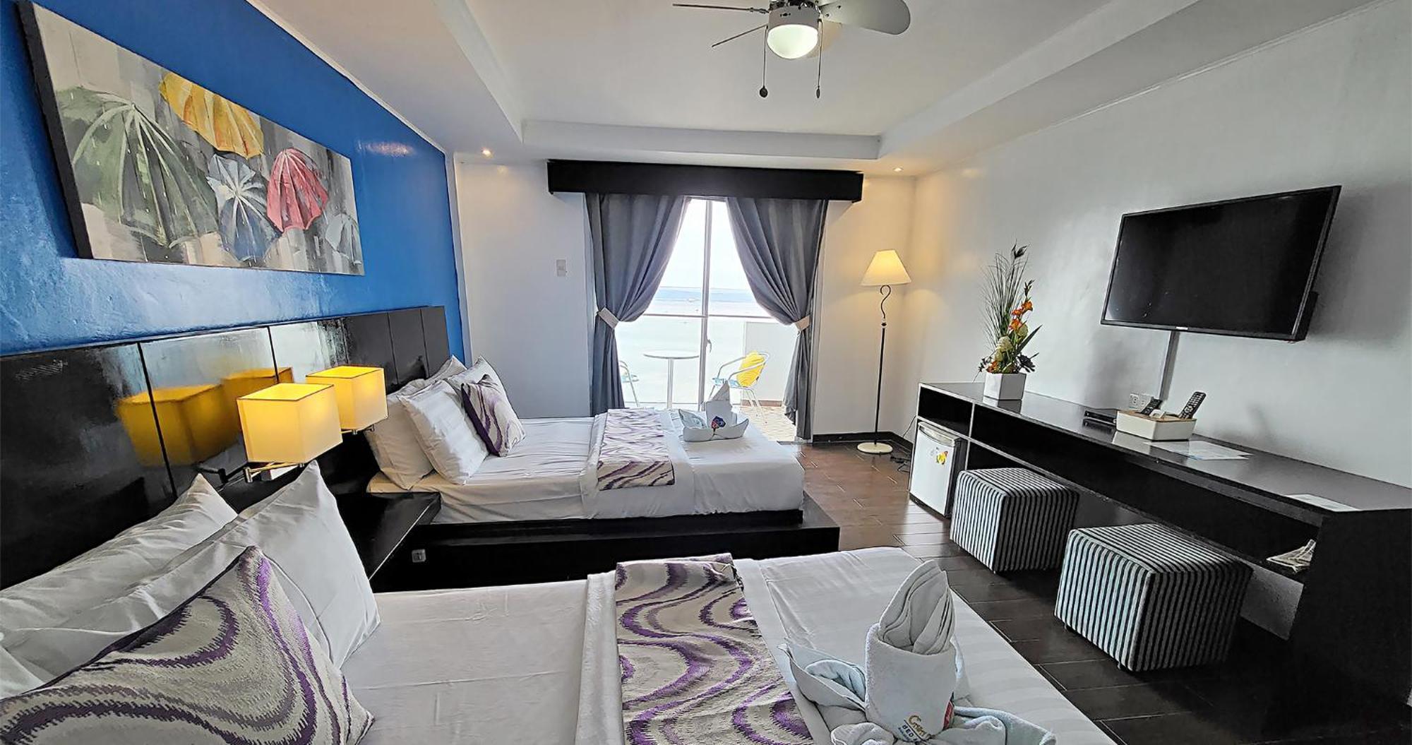 Casa Almarenzo Bed & Breakfast Bolinao Exterior photo